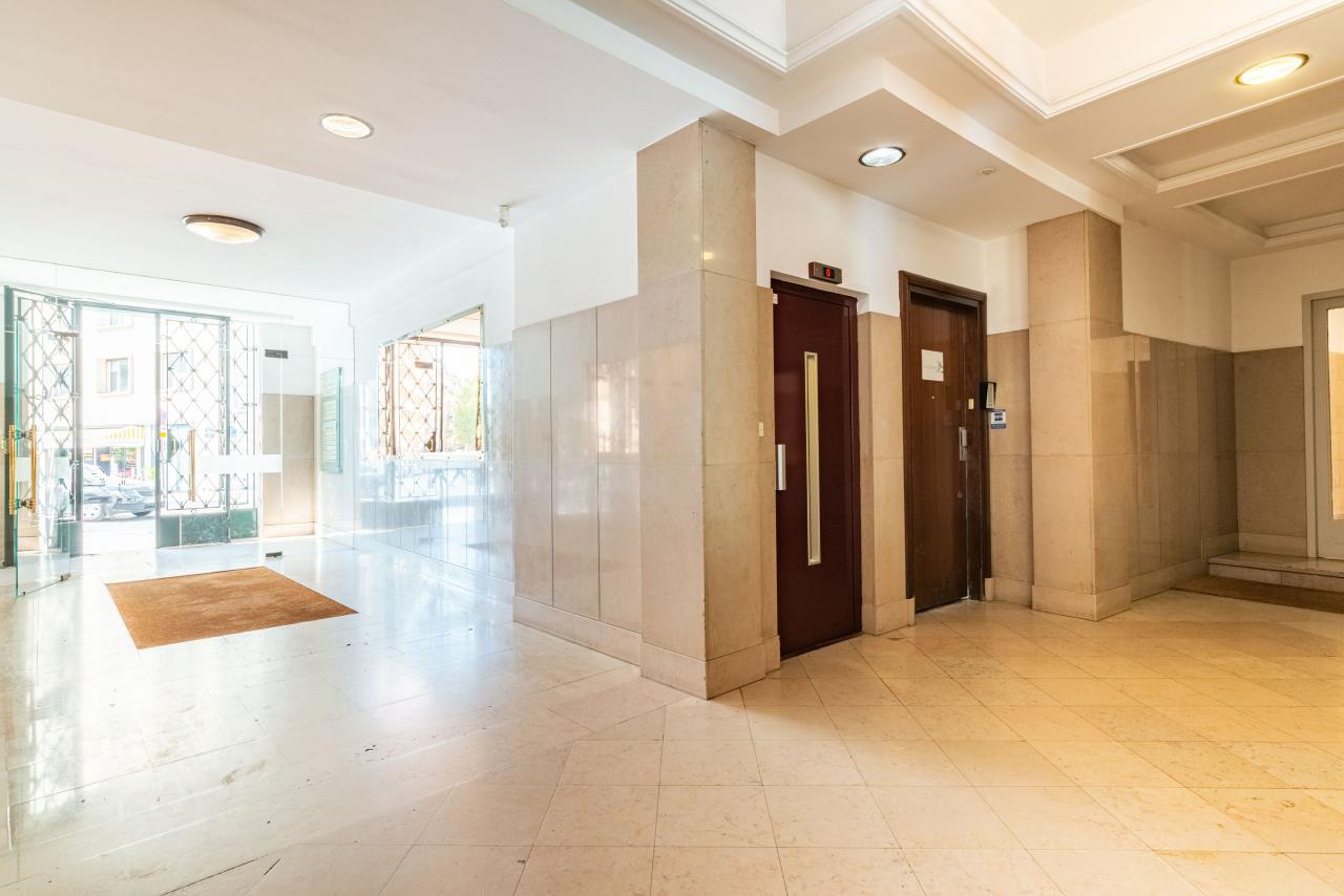 Bureau Paris 329m² Location bureau Paris OLBUR2533596 9
